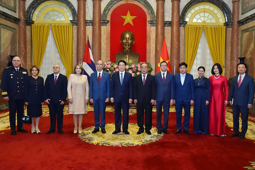 Chủ tịch nước Lương Cường tiếp Đại sứ các nước trình quốc thư